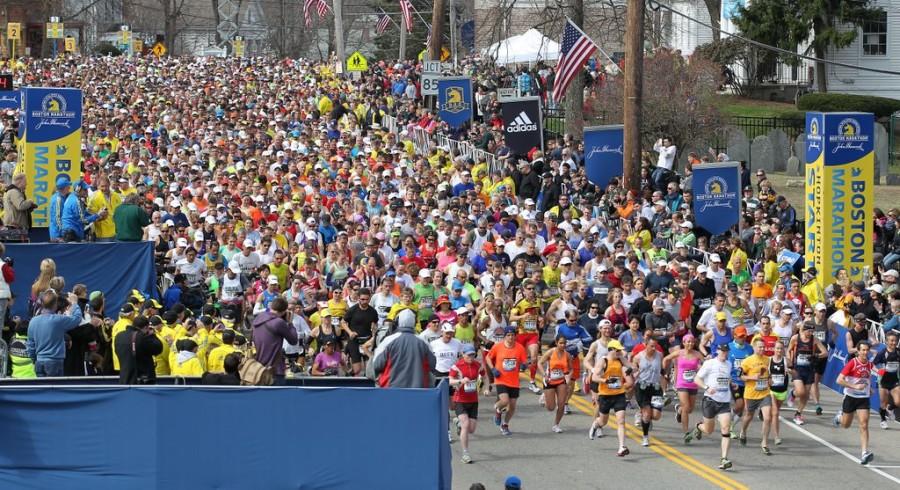 Runners+start+the+117th+running+of+the+Boston+Marathon%2C+in+Hopkinton%2C+Mass.%2C+Monday%2C+April+15%2C+2013.+%28AP+Photo%2FStew+Milne%29