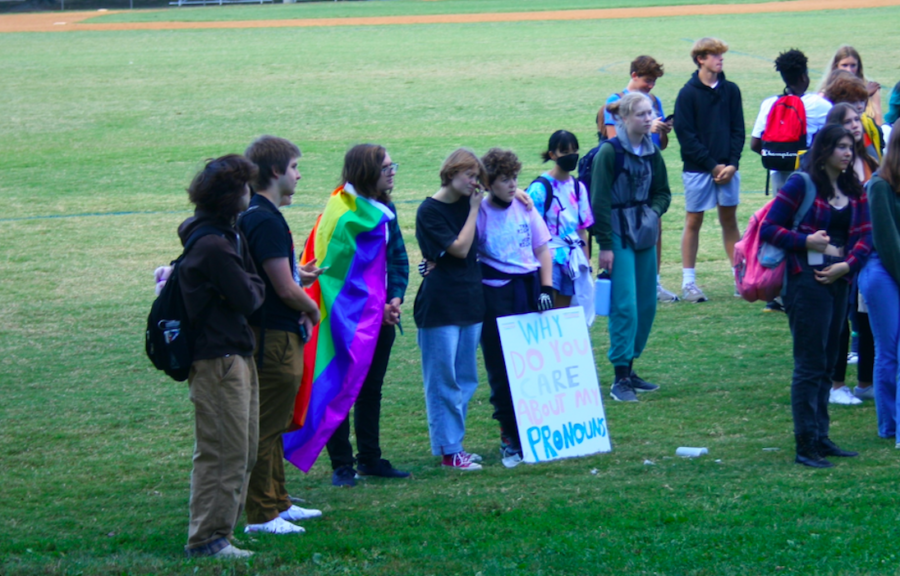Teens+gather+to+protect+the+transgender+community